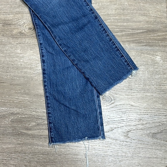 Joe’s Jeans High Rise Raw Hem Curvy Straight Leg Jeans Blue Women’s Sz 31 - Picture 4 of 11